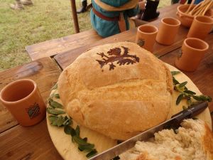 foto pane cena medioevale nella terra di ezzelino 2016